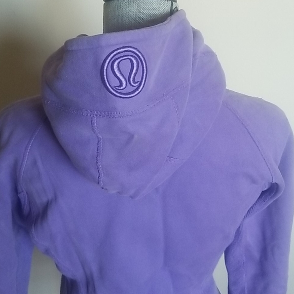 Lululemon Scuba Hoodie - Picture 8 of 9